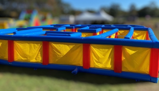 LARGE INFLATABLE MAZE RETAIL $3,900+