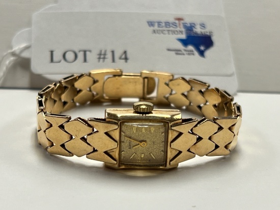 14KT YELLOW GOLD 17 JEWEL BAYLOR WATCH WITH 14KT GOLD BAND