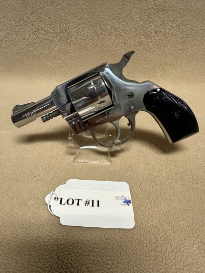 H&R DOUBLE ACTION REVOLVER