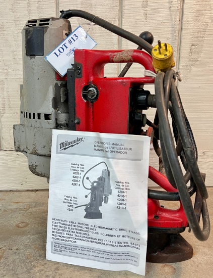 MILWAUKEE MAGNETIC DRILL