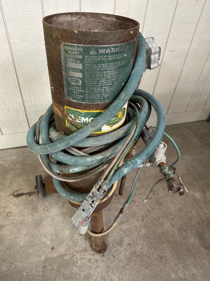CLEMCO SANDBLASTER