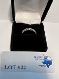 14K WHITE GOLD & DIAMOND WEDDING BAND