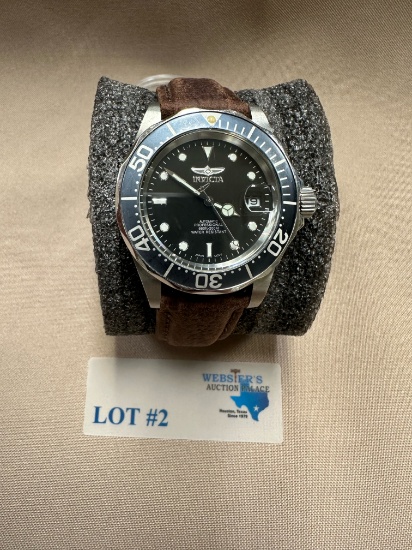 MEN'S INVICTA WATCH W/ LEATHER BAND