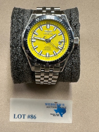 INVICTA PROFESSIONAL MODEEL 3160 STAINLESS WATCH