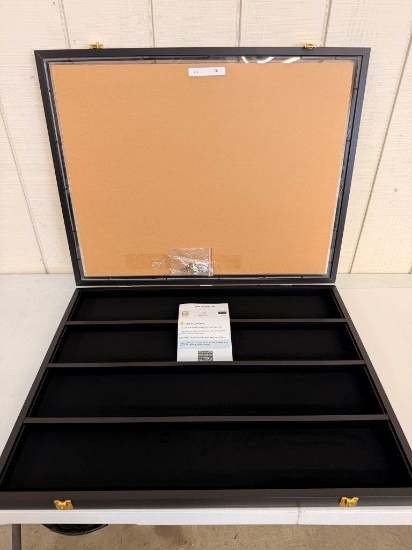 NEW SPORTS CARD DISPLAY CASE