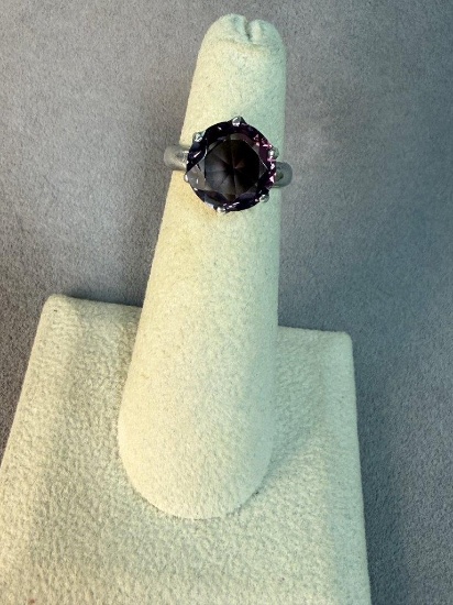STERLING SILVER AMETHYST RING