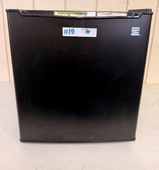 KENMORE MINI-FRIDGE