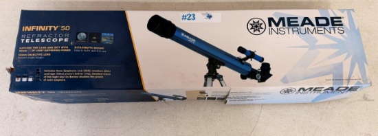 MEADE INSTRUMENTS REFRACTOR TELESCOPE