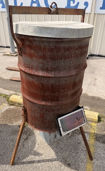 (2) 55 GALLON FEEDERS W/ SOLAR PANELS & CONTROLLER