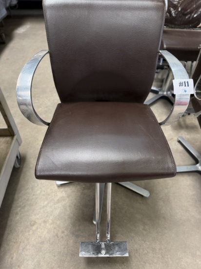 HYDRAULIC SALON CHAIR