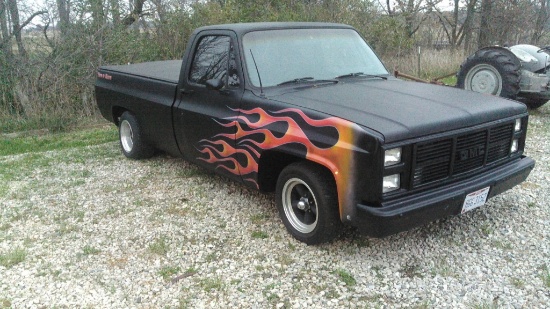 1985 GMC lowrider truck