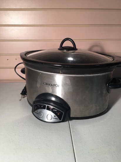 Six-Quart Black Crockpot