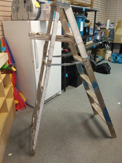 Wooden step ladder