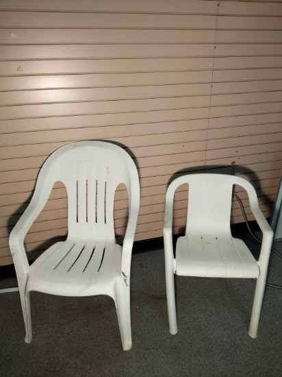 Plastic Chairs w/ footrest