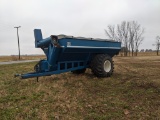 Kinze 800 Grain Cart