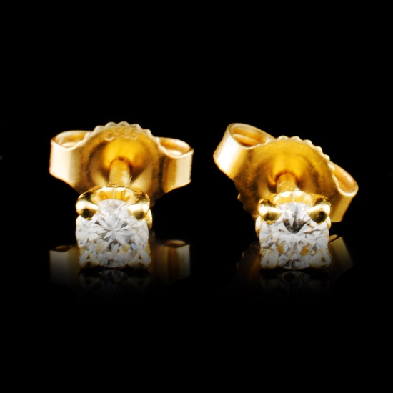 14K Gold 0.18ctw Diamond Earrings