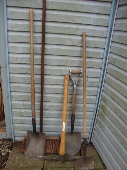 Lot of 5 Lawn & Garden tools