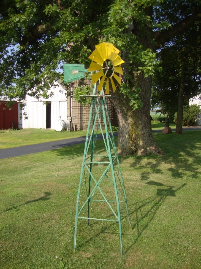 Lawn windmill
