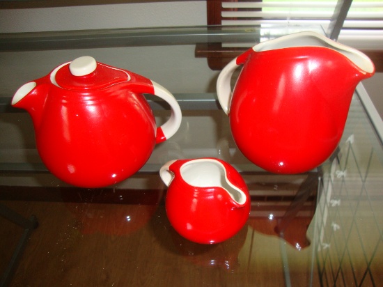 Halls tea pot & pitcher's