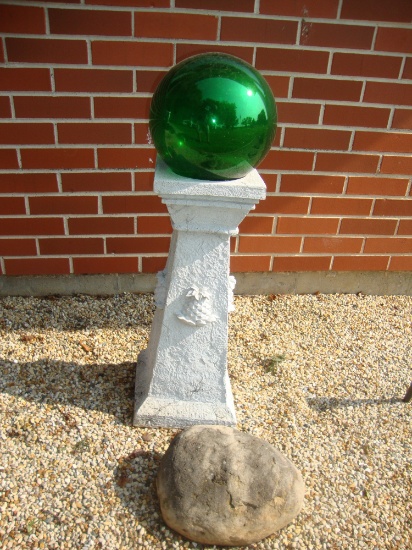 Green gazing ball