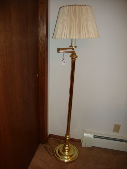 Floor lamp