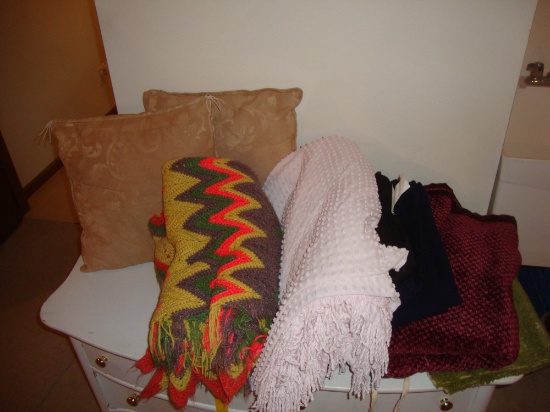 Bedding/Linens
