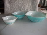 Pyrex Mixing Bowls