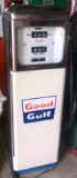 Good Gulf vintage Chrome top gas pump