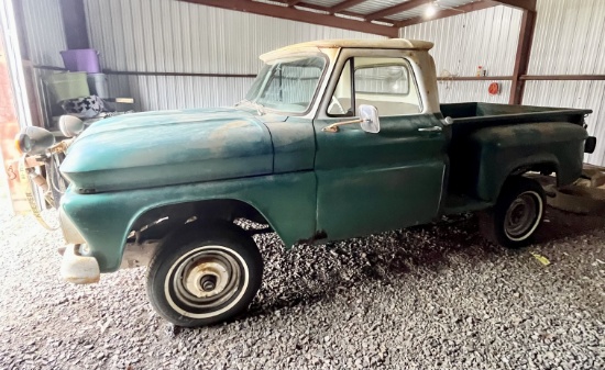 Antique Collector and Vehicle Estate Auction