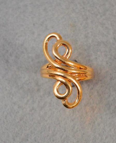 14k Gold Ladies Ring