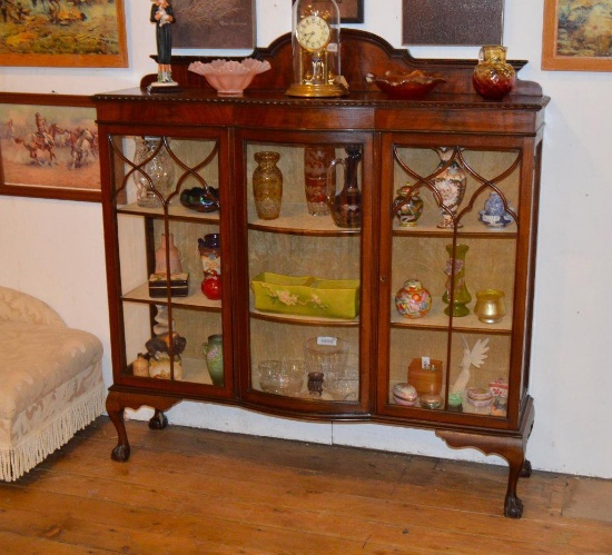 3-Shelf Curio Cabinet w/ Clawfeet