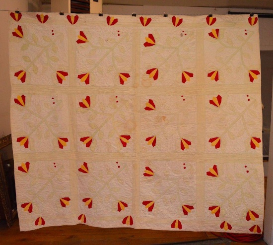 6'10" X 5'10" Tulip Pattern Hand Stitched Quilt
