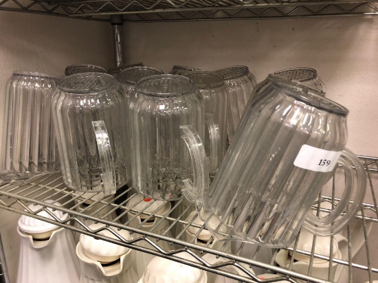 (13) Pitchers