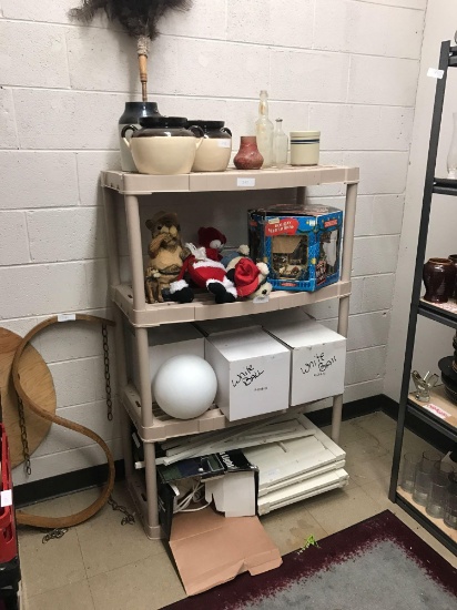 Rubbermaid Shelving unit