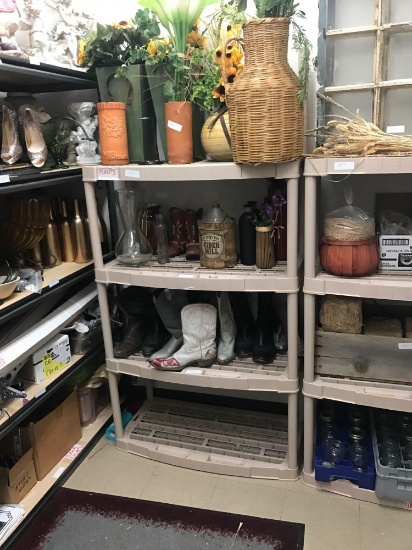 Rubbermaid Shelving Unit