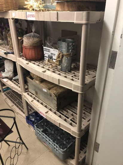 Rubbermaid Shelving Unit
