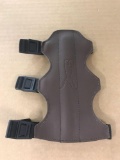 (127) Martin Archery Brown Leather Arm Guards