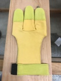 (76) Martin Archery Leather Archery Glove XL, & (12) Large