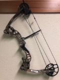 Whisper Creek Archery 2008 Stealth LX 70#, Woodland Shadow Camo, RH, Test Bow