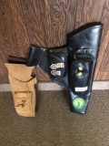 (3)Vintage Martin Archery Quivers