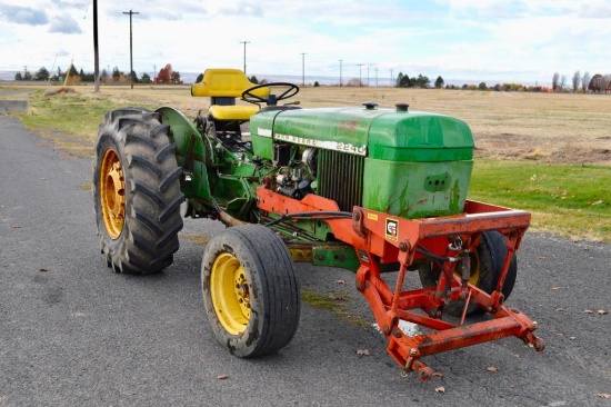 John Deere 2240 Tractor