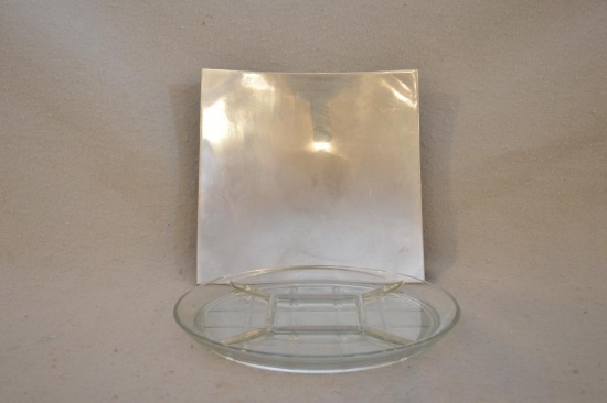 [2] Serving platters