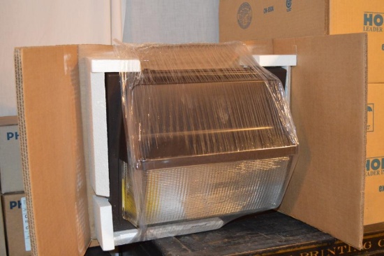 (1) Wall Pack High Sodium Holophane Light NIB