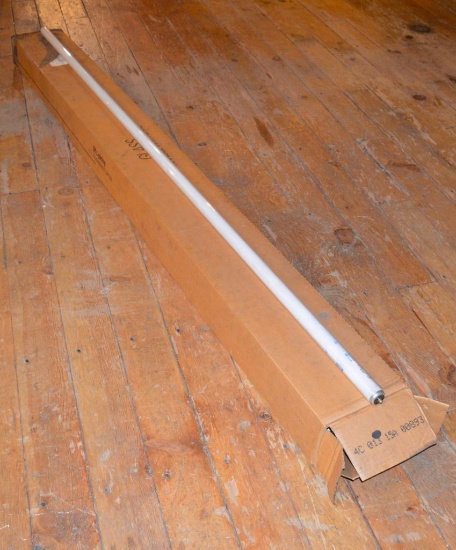 (7) 93" GE Cover Guard Florescent Light Bulbs