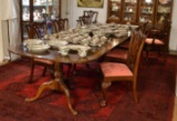 Drexel Heirloom Walnut Dining Table w/ 8 Chairs (2) Captains Chairs