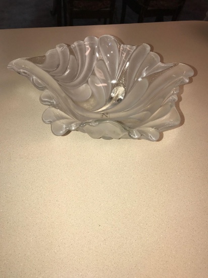 13? Mikasa Leaf Bowl