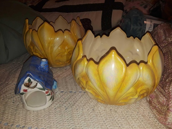(2) Yellow Pearlescent Bowls & Ceramic Hand Painted Bird House