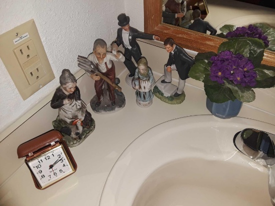 Bathroom contents