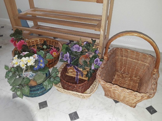 (5) wicker baskets (1) ceramic flower pot and fake flowers