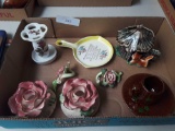 (8) decor items